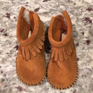 Baby/Toddler Size 2 Minnetonka booties